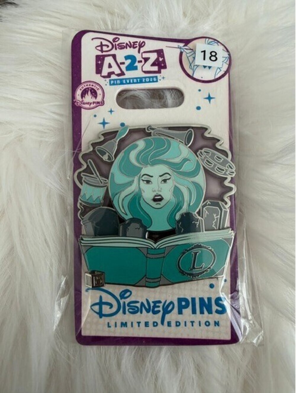 Disney A to Z LE 650 HAUNTED MANSION MADAME LEOTA PIN